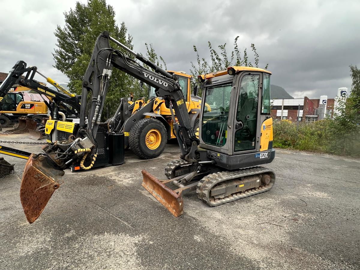 Volvo EC27C for sale