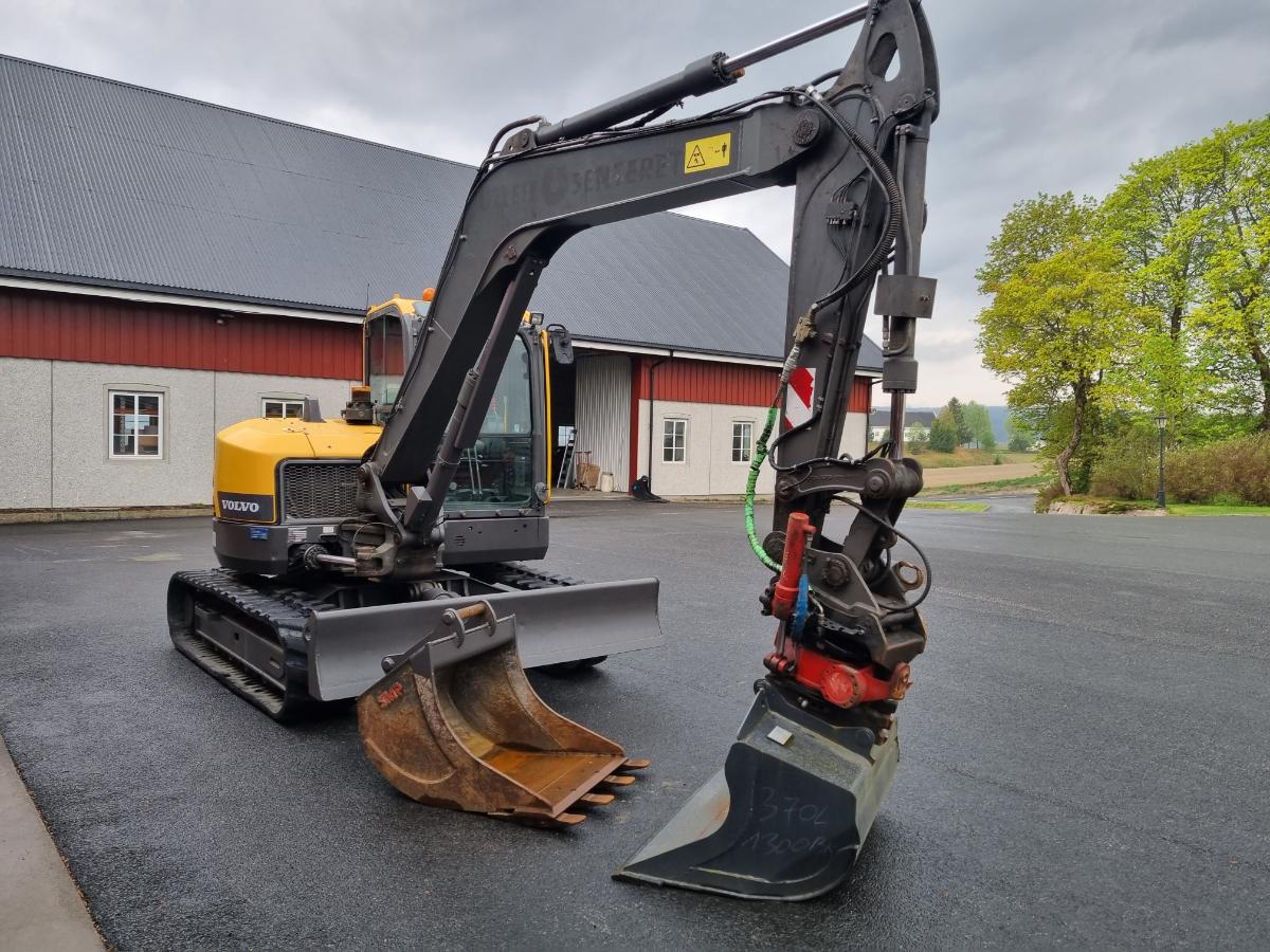 VOLVO ECR 88D photo 2