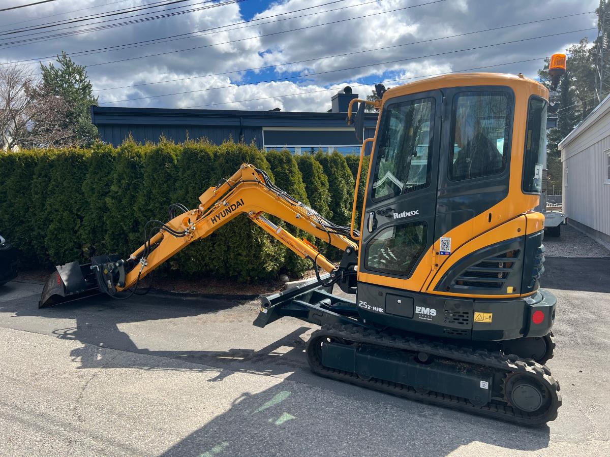 HYUNDAI ROBEX 25Z-9AK photo 4