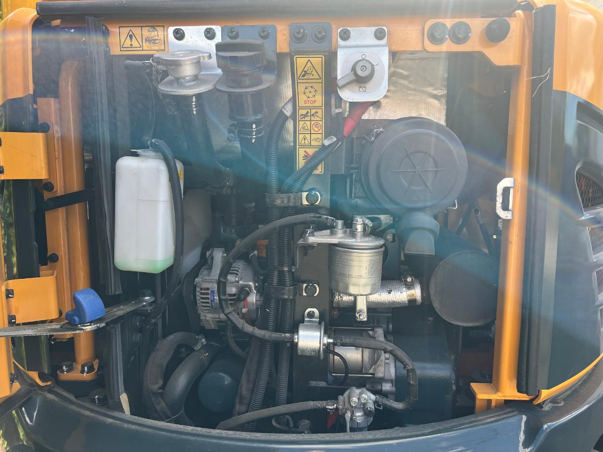 HYUNDAI ROBEX 25Z-9AK photo 6