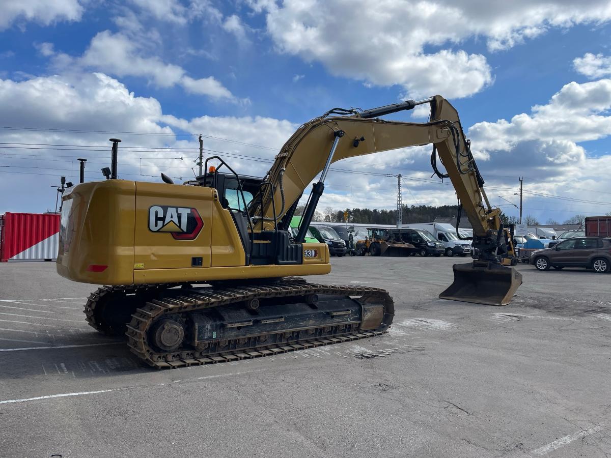 Caterpillar 330 photo 2