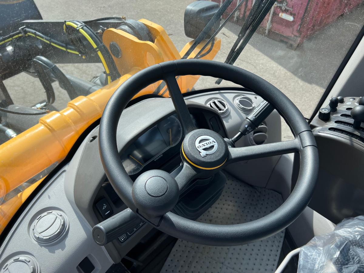 VOLVO L45HS photo 7