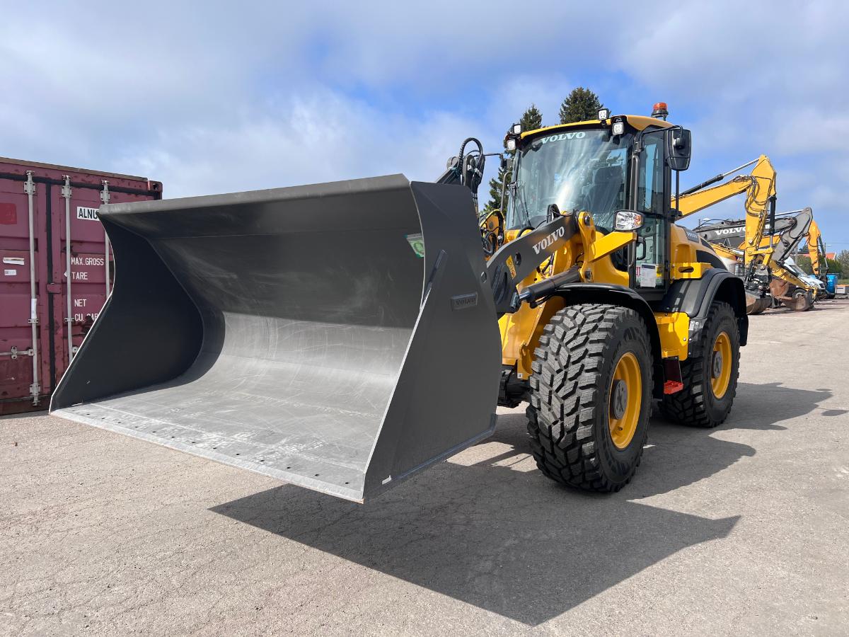 VOLVO L45HS photo 2