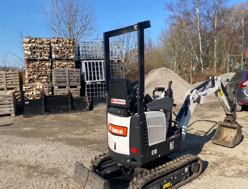 Bobcat E10 photo 5