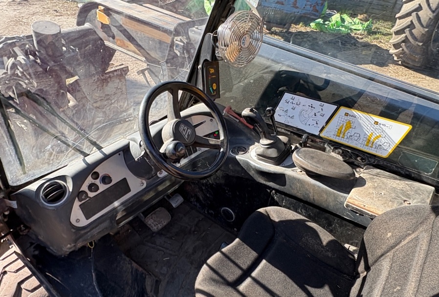 JCB 520-40 photo 6