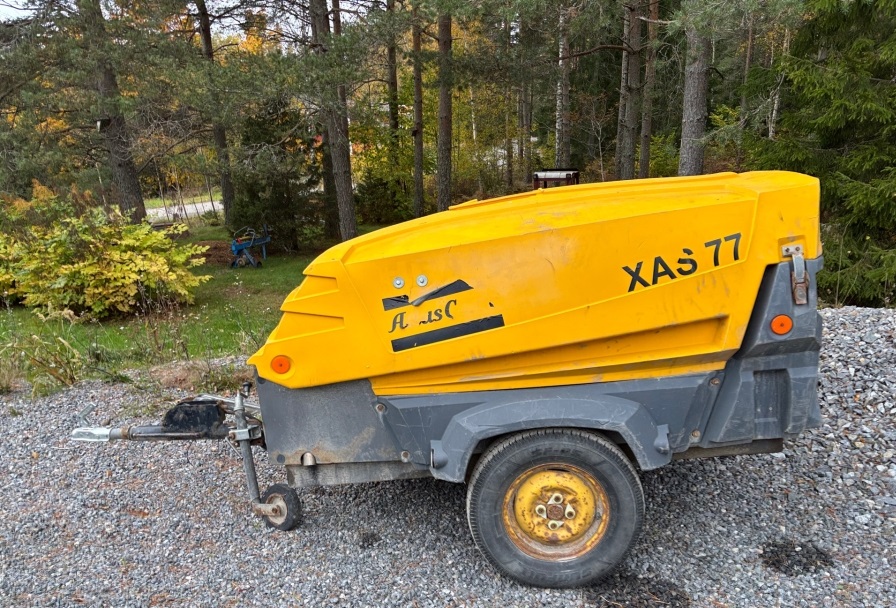 Atlas Copco XAS77 photo 2