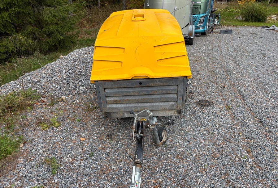 Atlas Copco XAS77 photo 4
