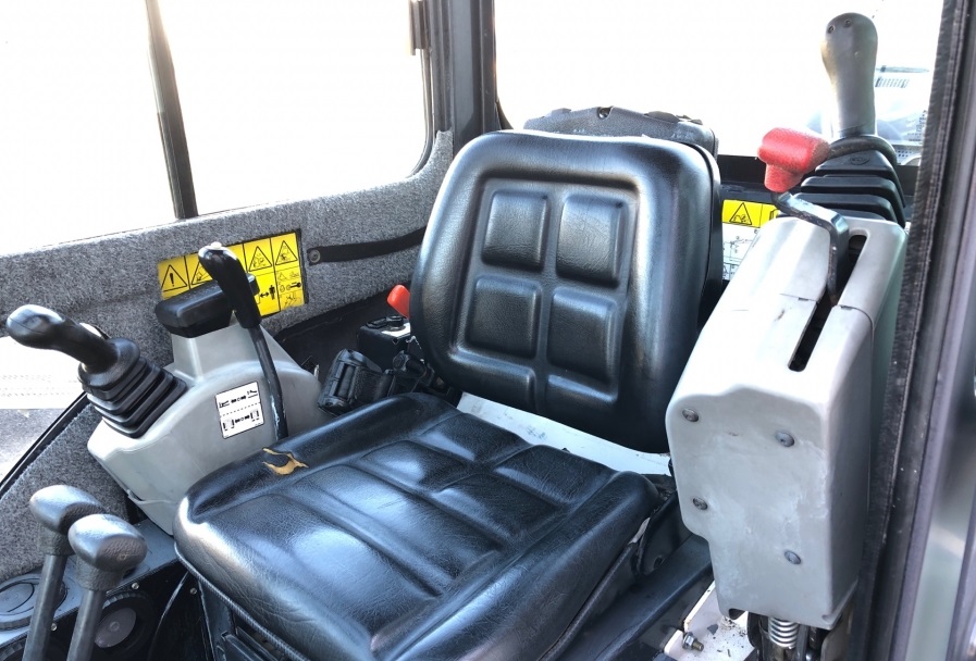 2011 Bobcat E14 used mini excavators for sale — photo 5