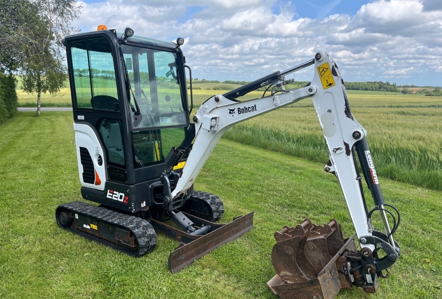 2022 Bobcat E20Z used mini excavators for sale — photo 2