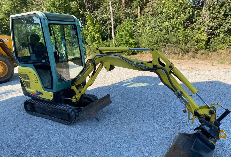 2009 Yanmar SV17 used mini excavators for sale — photo 2