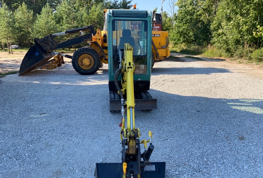 2009 Yanmar SV17 used mini excavators for sale — photo 3