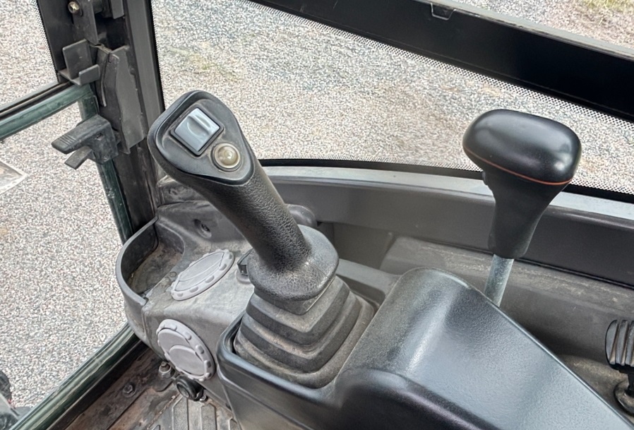 2017 Volvo EC18D used mini excavators for sale — photo 6