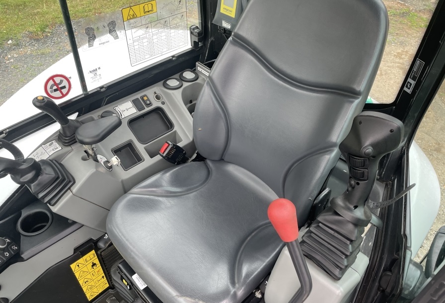 2023 Bobcat E50Z used mini excavators for sale — photo 4