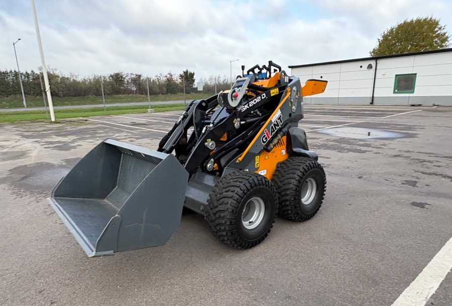 Giant Sk202D for sale