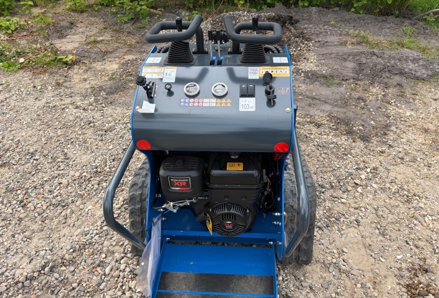 2025 Rippa RS03 used skid steer loaders for sale — photo 4