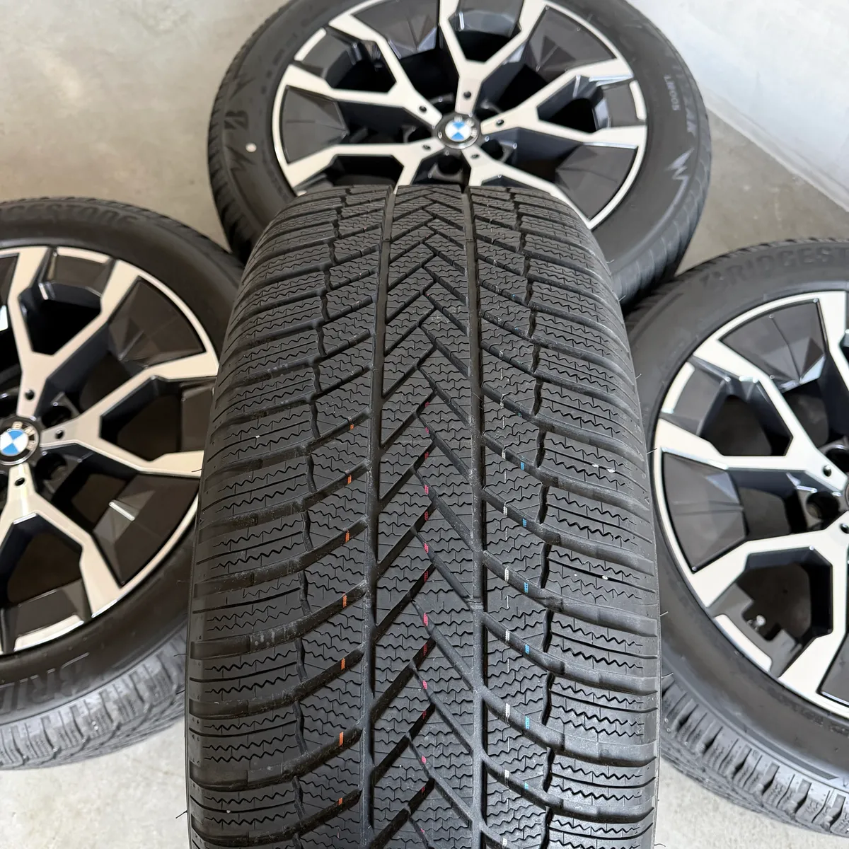 Original 19-inch BMW X3 G45 7 Series i7 G70 Styling 941 used wheels for sale — photo 2