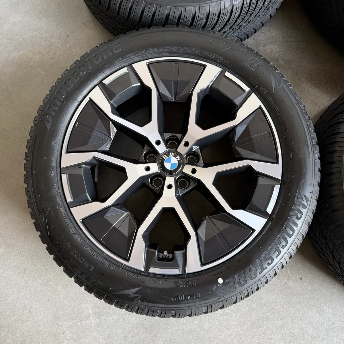 Original 19-inch BMW X3 G45 7 Series i7 G70 Styling 941 used wheels for sale — photo 6