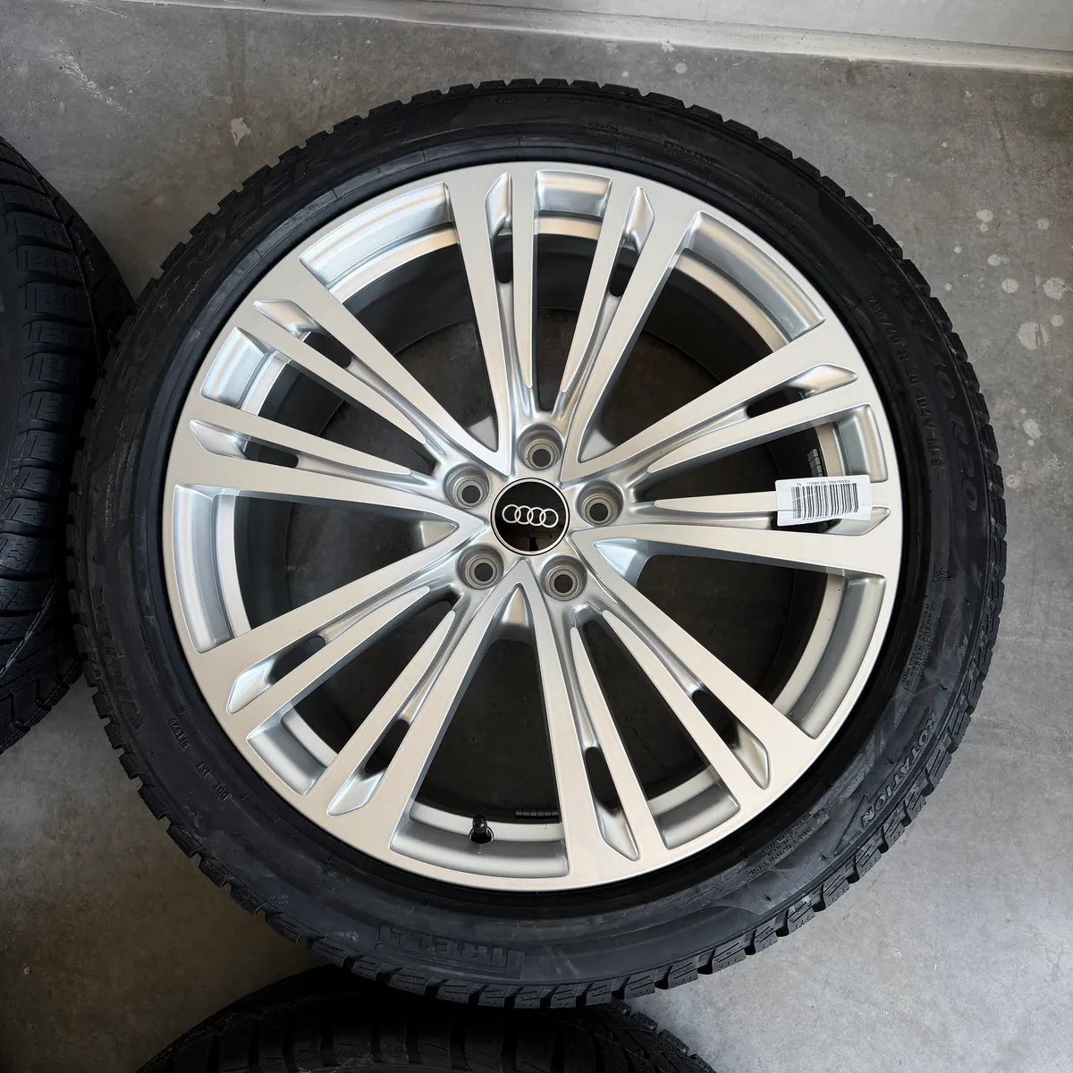 Like NEW Original 20 inch Audi A8 4N D4 D5 S-Line used wheels for sale — photo 7