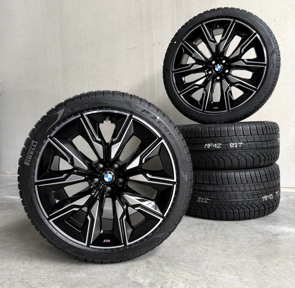Like new, original 21-inch BMW X3 G45 7 Series i7 G70 Styling 909M M909 used wheels for sale — photo 2