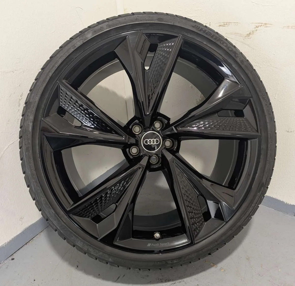 Original 22-inch Audi RS6 RS7 4K C8 structure used wheels for sale — photo 3