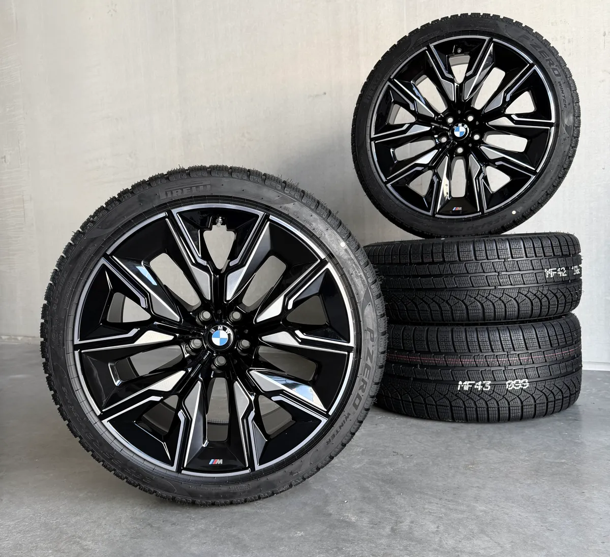 Like NEW Genuine 21 inch BMW X3 G45 7 Series i7 G70 Styling 909M M909 used wheels for sale — photo 2