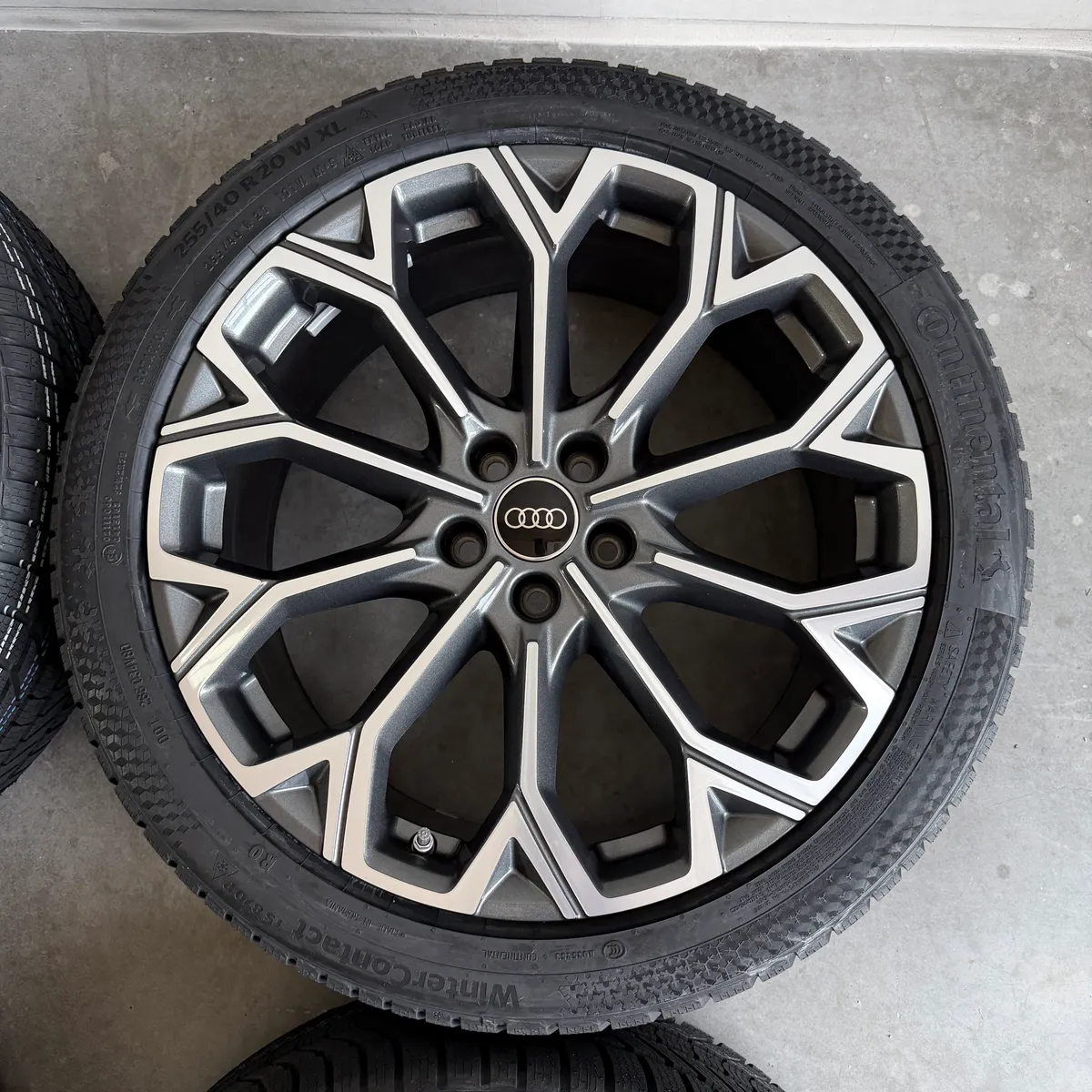 Like new, original 20-inch Audi A6 S6 4P 4K C9 used wheels for sale — photo 4