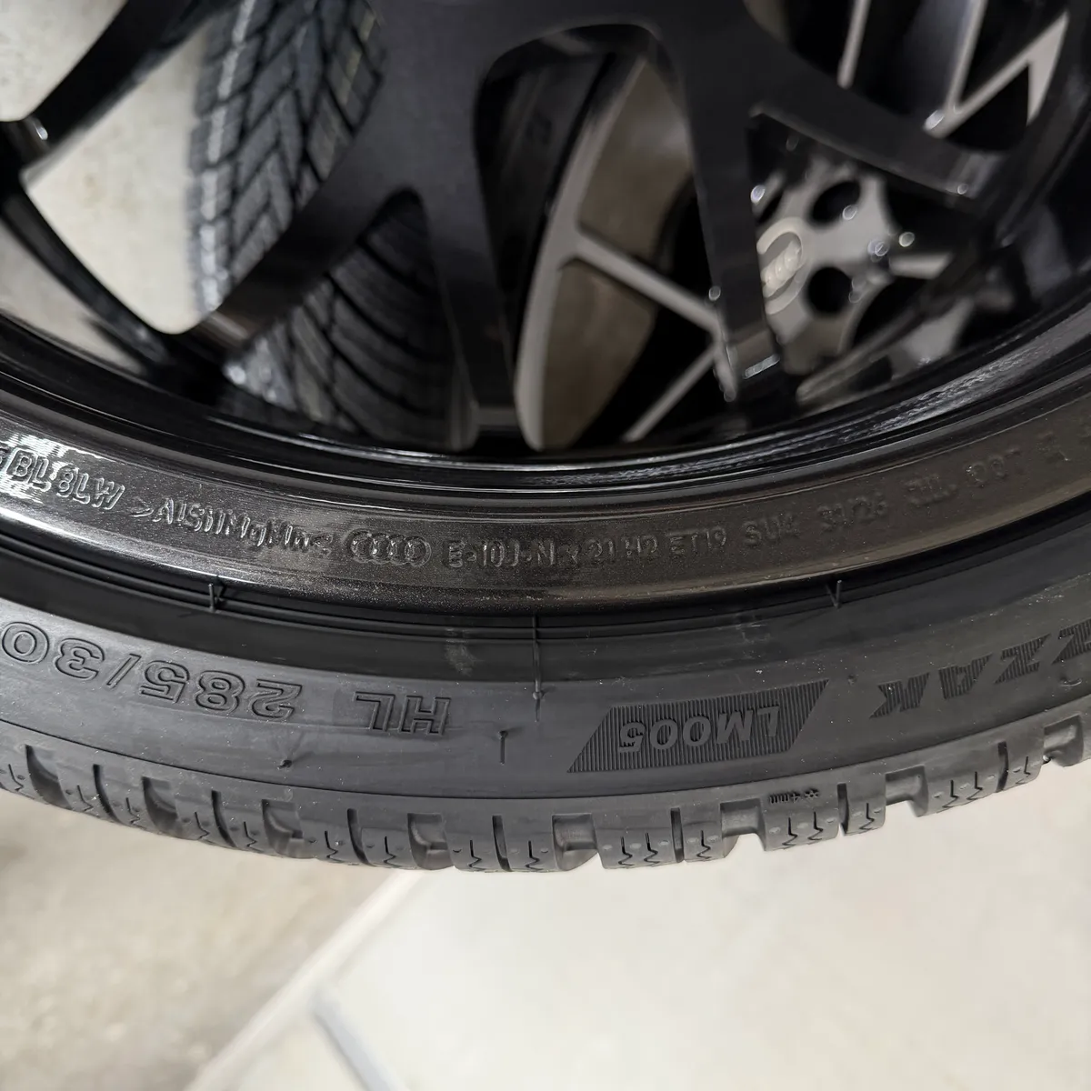 NEW Original 21 inch Audi RS5 B10 used wheels for sale — photo 8